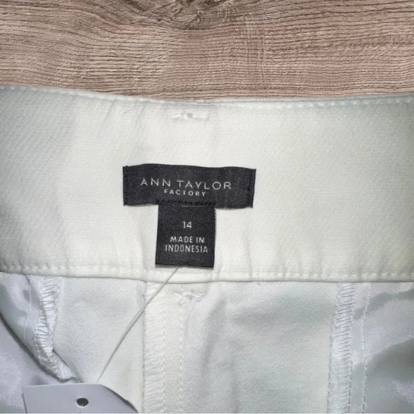 NWT Ann Taylor Factory Signature Straight Ankle Length Off-White Pants Size 14 - Picture 4 of 9